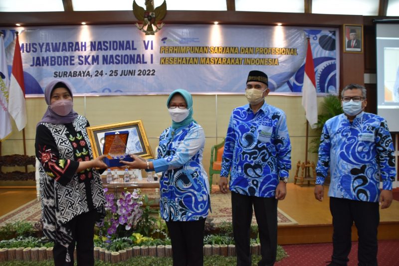 Buku Baru! “Pemanfaatan Pelayanan Kesehatan di Daerah Tertinggal, Perbatasan, dan Kepulauan”